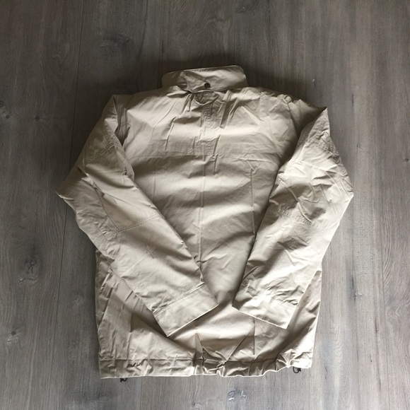 Lacoste Men's Padded Jacket - Picture 3 of 7